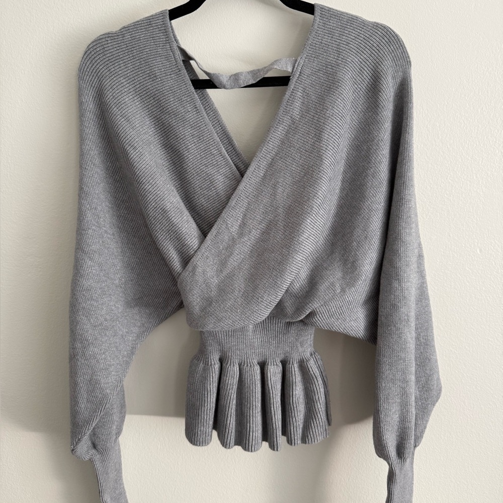 Fashion Nova Gray Women's Sweater Size Medium